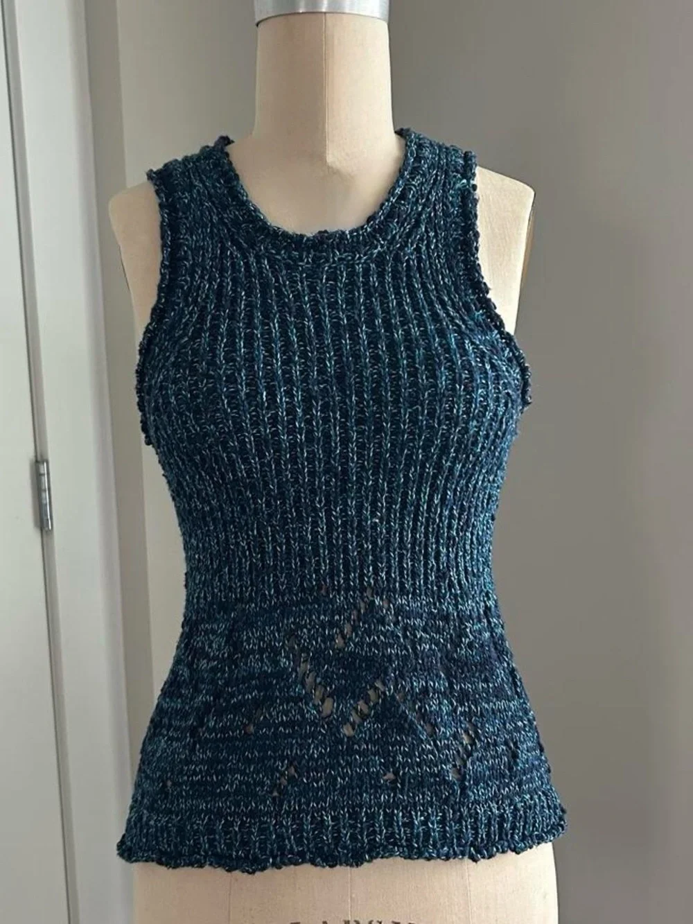Anthropologie Blue Stitched Sweater Knit crochet Tank Top - Navy Blue XXS